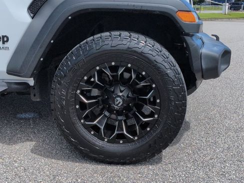 Used 2022 Jeep Wrangler Unlimited Sport AWD/4WD image 12