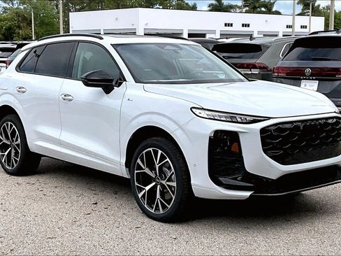New 2026 Audi Q3 quattro 2.0T AWD/4WD image 2