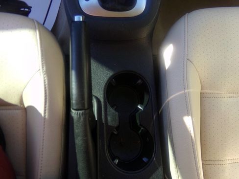 Used 2013 Volkswagen Jetta SE image 26