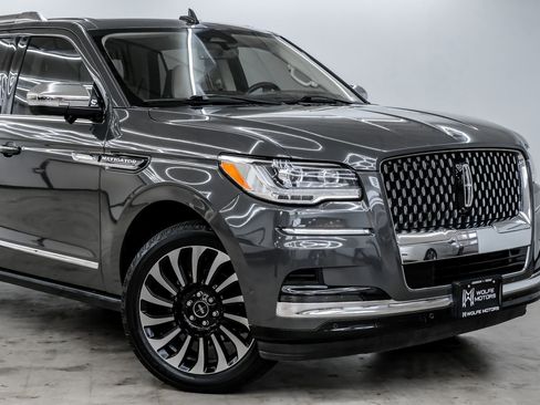 Used 2022 Lincoln Navigator Black Label image 7