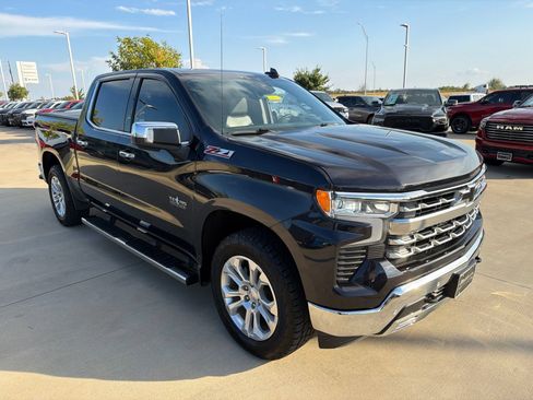 Used 2023 Chevrolet Silverado 1500 LTZ w/ LTZ Premium Texas Edition AWD/4WD image 7