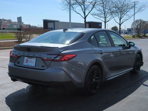 Certified 2025 Toyota Camry SE image 5