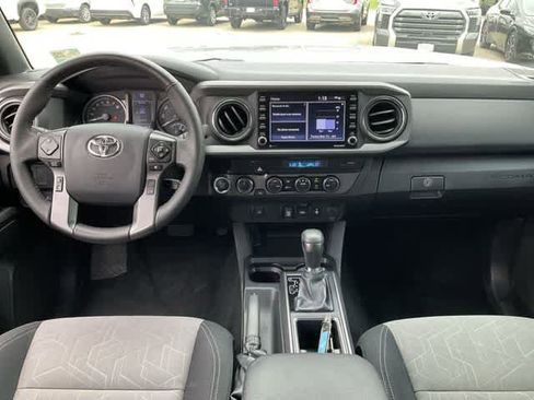 Used 2023 Toyota Tacoma TRD Off-Road image 19