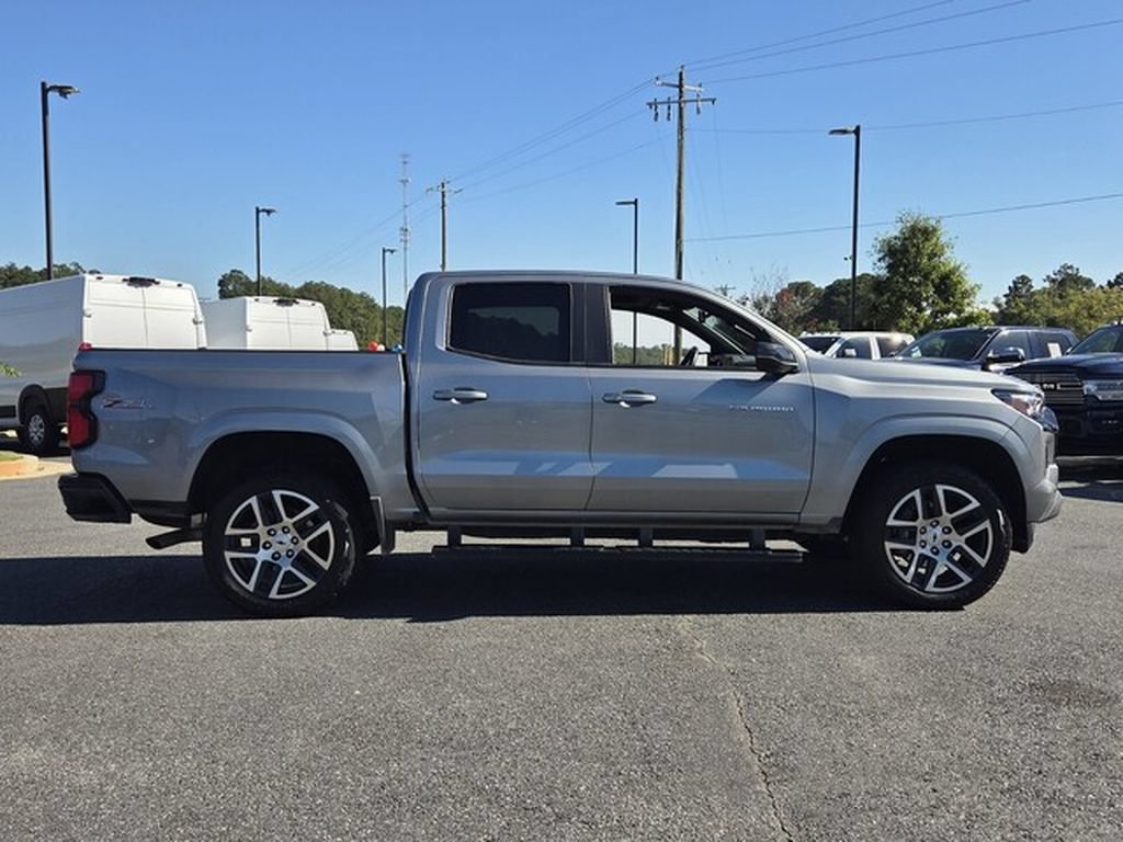 Used 2023 Chevrolet Colorado Z71 w/ Z71 Convenience Package 2 AWD/4WD image 11