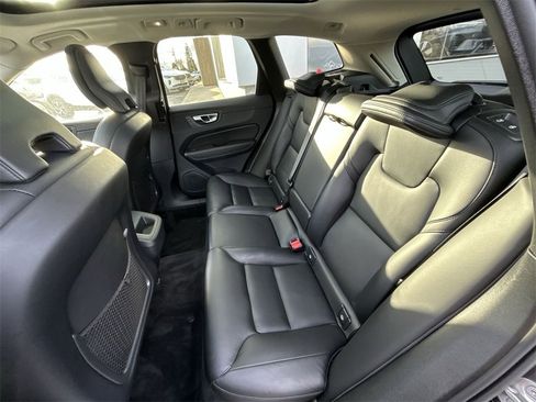 Certified 2023 Volvo XC60 B5 Core w/ Climate Package image 23