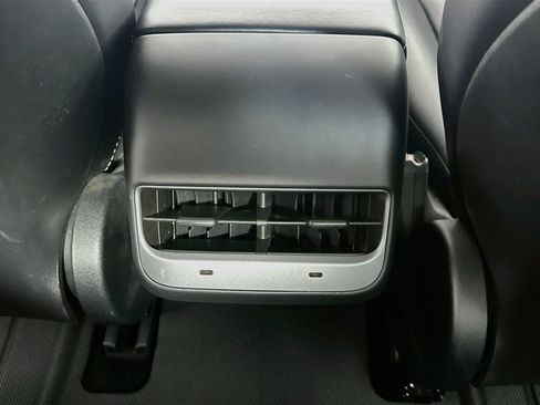 Used 2022 Tesla Model 3 RWD image 27