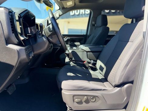 Used 2025 Chevrolet Silverado 2500 LT w/ Convenience Package AWD/4WD image 7