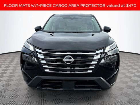 Used 2025 Nissan Rogue SV FWD image 2