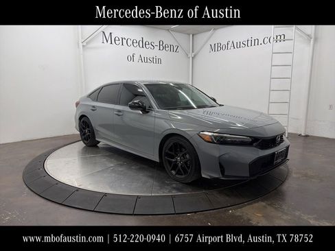 Used 2025 Honda Civic Sport image 1