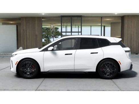 New 2026 BMW iX xDrive60 w/ M Sport Package image 4