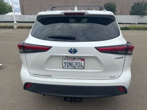 Used 2023 Toyota Highlander Bronze Edition image 10