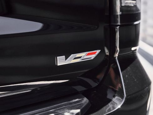 Used 2026 Cadillac Escalade V AWD/4WD image 11
