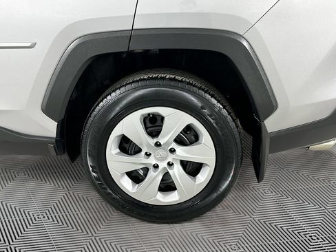 Certified 2024 Toyota RAV4 LE AWD/4WD image 26