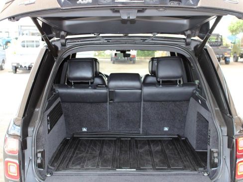 Used 2020 Land Rover Range Rover Long Wheelbase HSE image 16