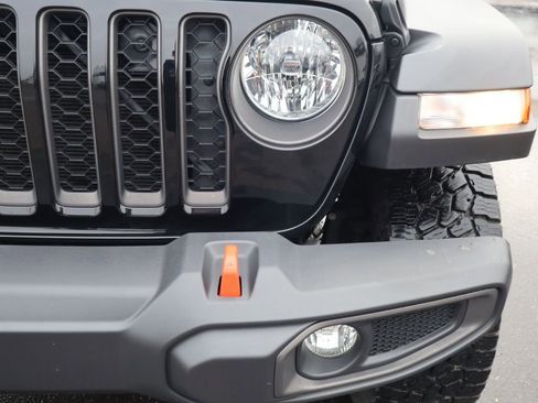 Used 2023 Jeep Gladiator Mojave image 9