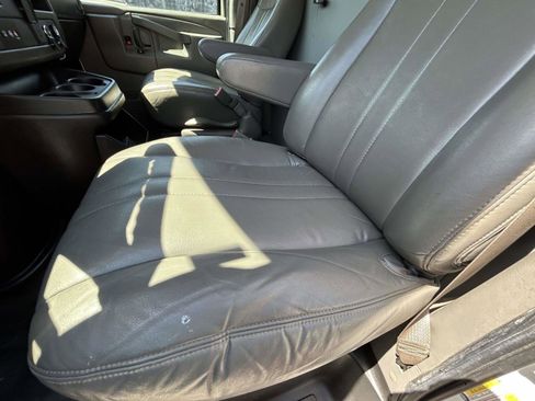 Used 2021 GMC Savana 2500 w/ Communications Package image 16