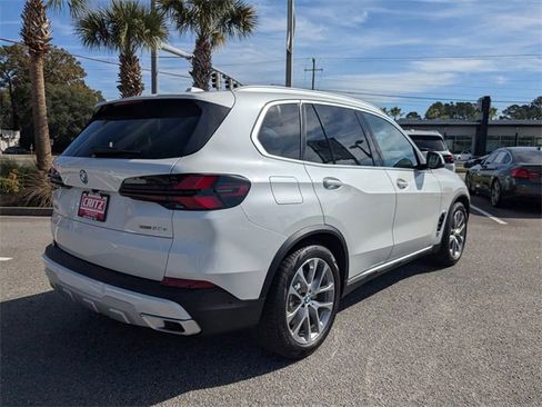 New 2026 BMW X5 xDrive50e image 5