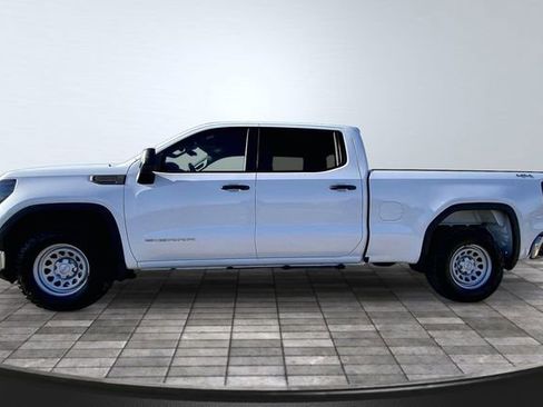 Used 2023 GMC Sierra 1500 Pro w/ Fleet Convenience Package image 9