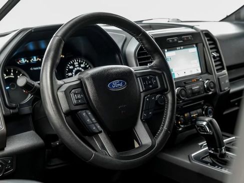 Used 2017 Ford F150 XLT w/ Equipment Group 302A Luxury image 13