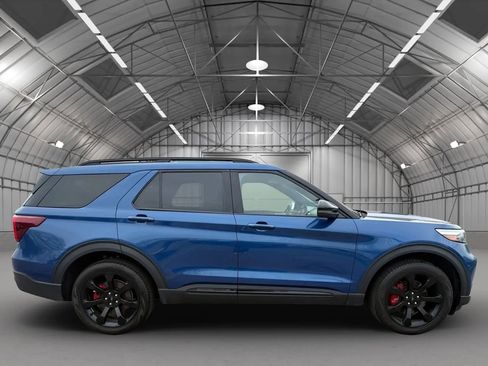 Used 2022 Ford Explorer ST w/ Equipment Group 401A AWD/4WD image 5