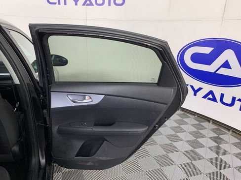 Used 2022 Kia Forte LXS FWD image 30