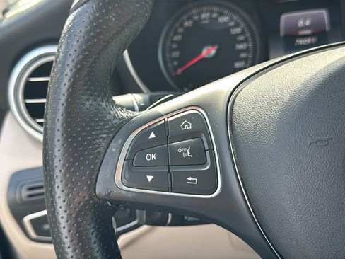 Used 2018 Mercedes-Benz GLC 300 image 27