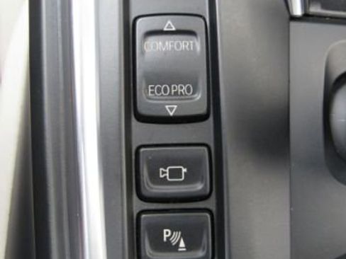 Used 2014 BMW i8 image 36