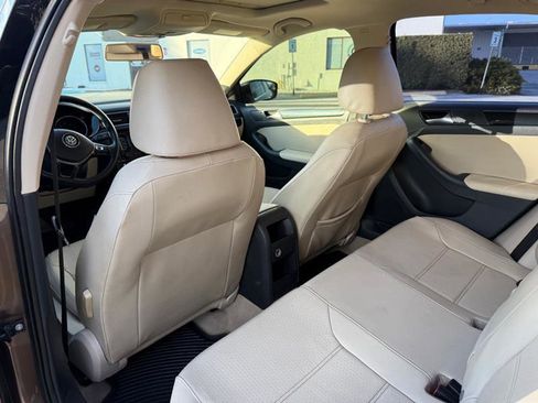 Used 2015 Volkswagen Jetta TDI SEL image 14