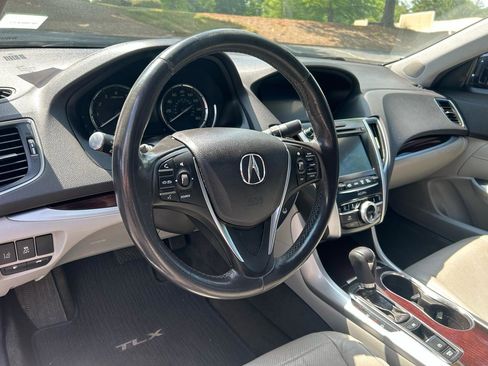 Used 2016 Acura TLX w/ Technology Package FWD image 13