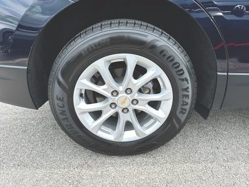 Used 2020 Chevrolet Equinox LT AWD/4WD image 32