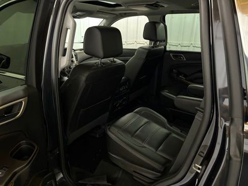 Used 2020 GMC Yukon Denali w/ Open Road Package AWD/4WD image 24