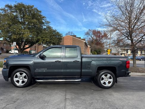 Used 2017 Chevrolet Silverado 1500 W/T w/ Trailering Package image 7