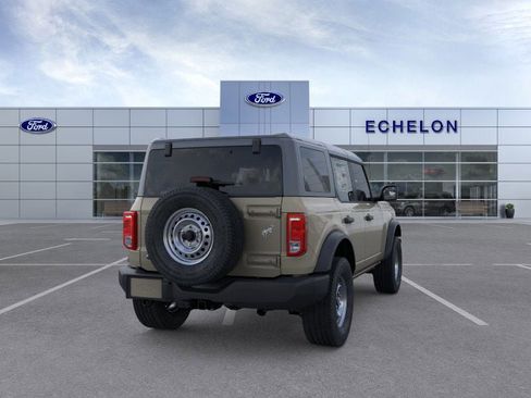 New 2025 Ford Bronco 4-Door image 8
