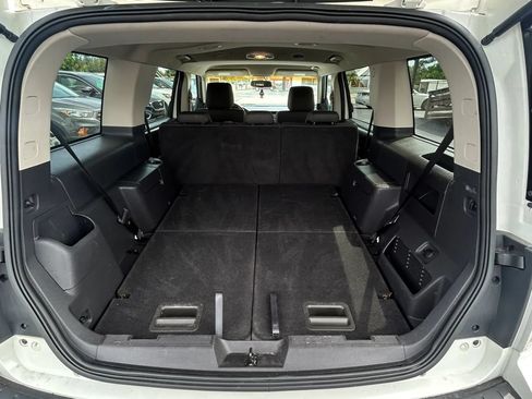 Used 2010 Ford Flex SE FWD image 14