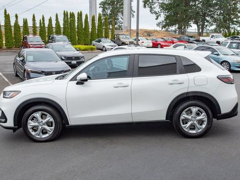 Certified 2024 Honda HR-V LX image 8