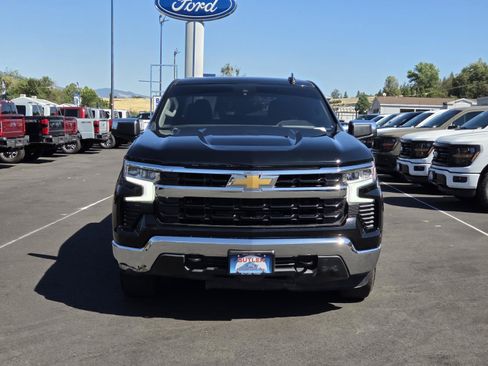 Used 2024 Chevrolet Silverado 1500 LT w/ Protection Package AWD/4WD image 2