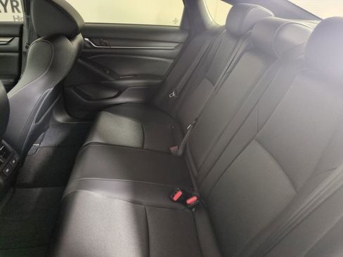 Used 2021 Honda Accord Sport image 27