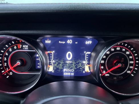 Used 2020 Jeep Gladiator Rubicon w/ Advanced Safety Group AWD/4WD image 20