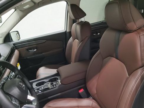 New 2026 Honda Pilot Touring image 16