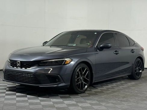 Used 2024 Honda Civic Sport Touring image 2