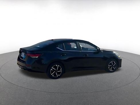 Used 2025 Nissan Sentra SV image 15