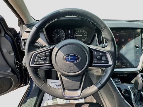Certified 2025 Subaru Outback Premium w/ Popular Package #1 AWD/4WD image 11