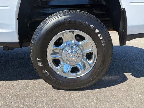 Used 2022 RAM 2500 Big Horn AWD/4WD image 12