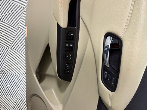 Used 2016 Acura RDX AWD image 11