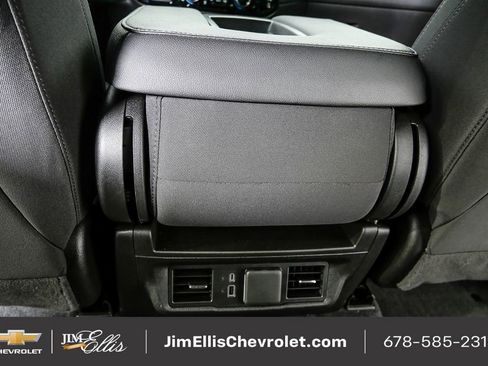 Used 2024 GMC Sierra 1500 Elevation image 19