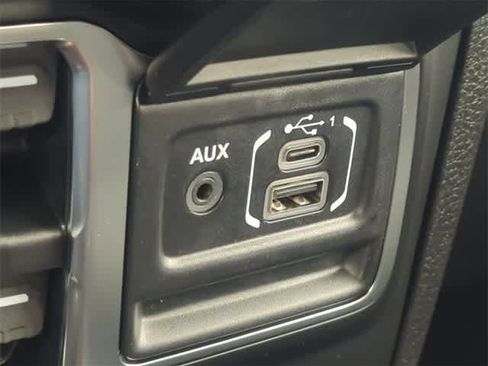 New 2026 Jeep Gladiator Sport image 30