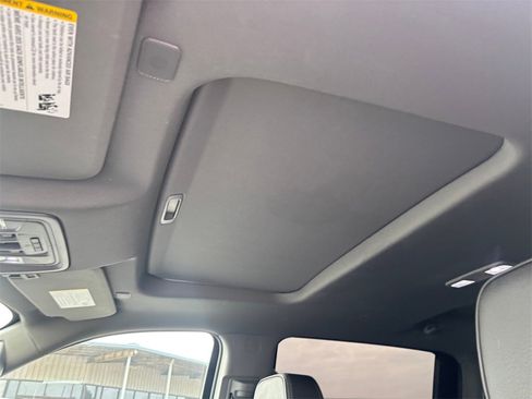 Certified 2024 GMC Sierra 2500 Denali w/ Denali Reserve Package image 15