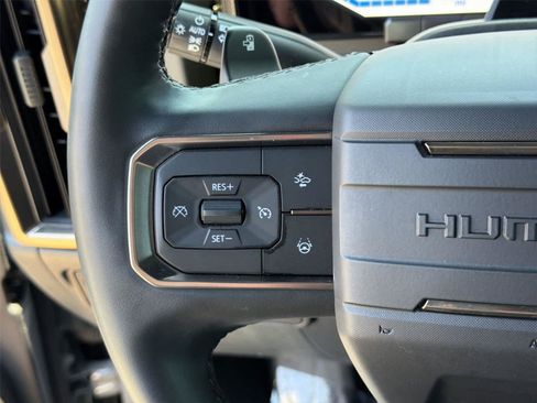 Used 2025 GMC Hummer EV 2X AWD/4WD image 34