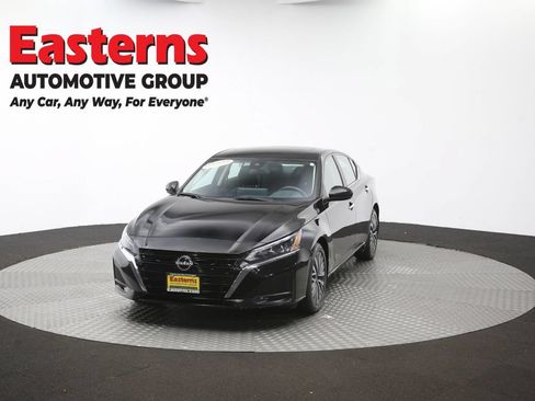 Used 2024 Nissan Altima 2.5 SV w/ SV Premium Package FWD image 55