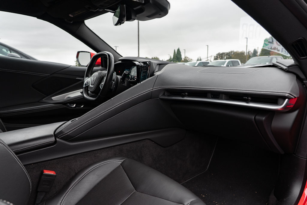 Used 2025 Chevrolet Corvette Stingray Coupe w/ 1LT RWD image 27